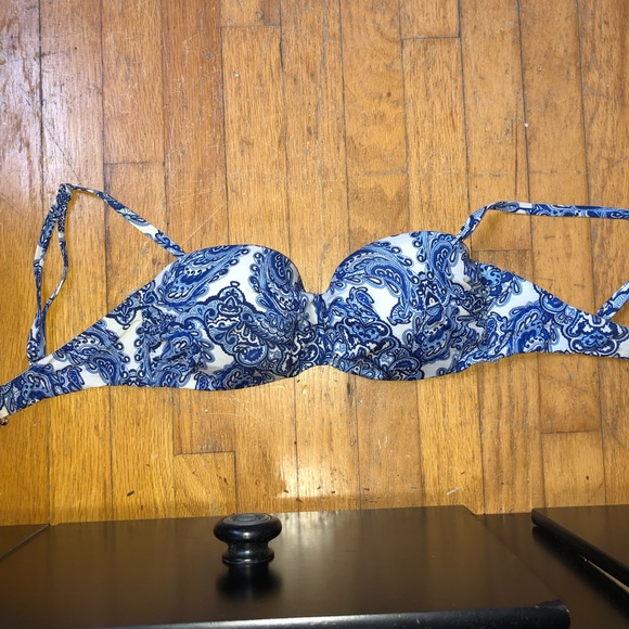 Bikini top - Picture 1 of 2